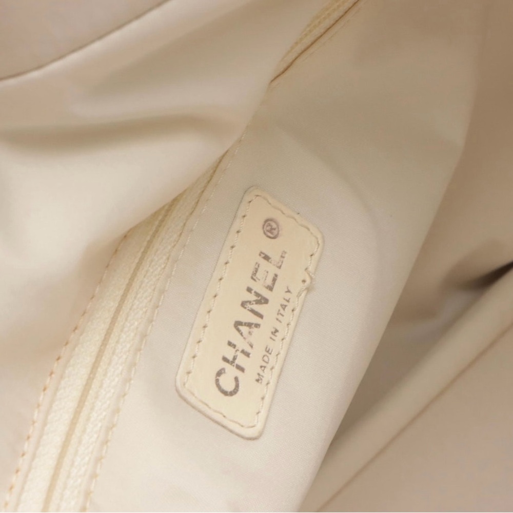 CHANEL Paris Biarritz Side Pocket Tote GM in Quilted Metallic Canvas with Pouch - Picture 4 of 8
